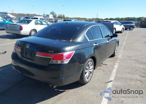 2011 Honda Accord 3.5 Ex-L z USA, uszkodzony, nr VIN 1HGCP3F89BA002447